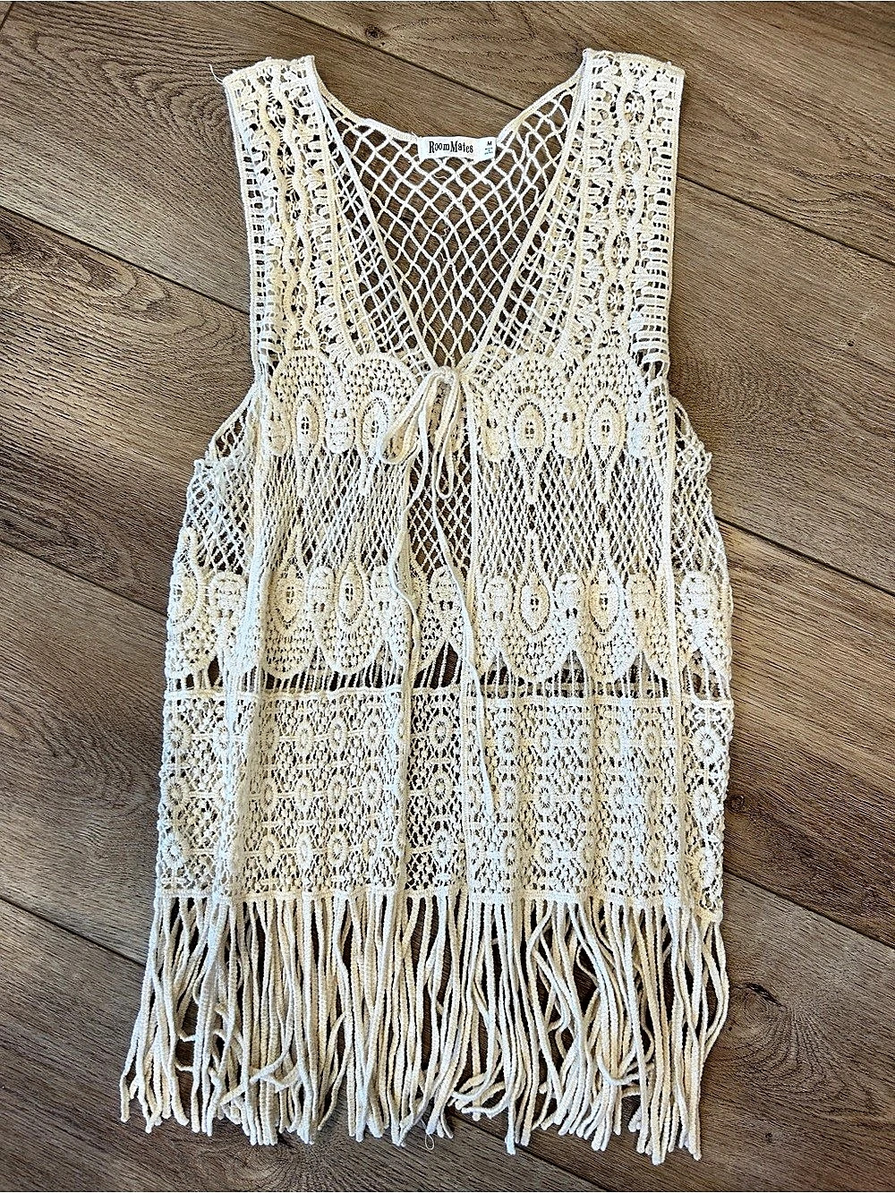 Roommates Crochet Fringe Tunic in Cream Size Medium